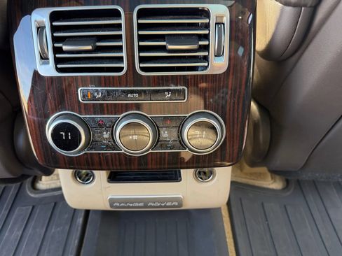 Used 2015 Land Rover Range Rover Supercharged AWD/4WD image 14