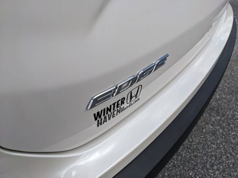 Used 2019 Ford Edge Titanium image 14