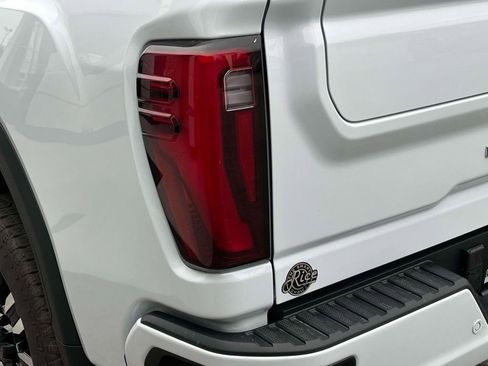 Certified 2026 GMC Sierra 2500 Denali Ultimate w/ Max Trailering Package image 10
