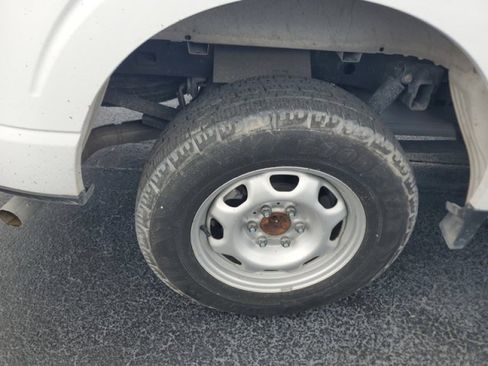 Used 2021 Ford F150 XL RWD image 8