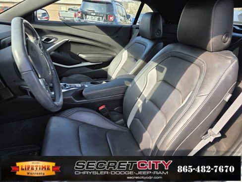 Used 2023 Chevrolet Camaro LT w/ RS Package image 9