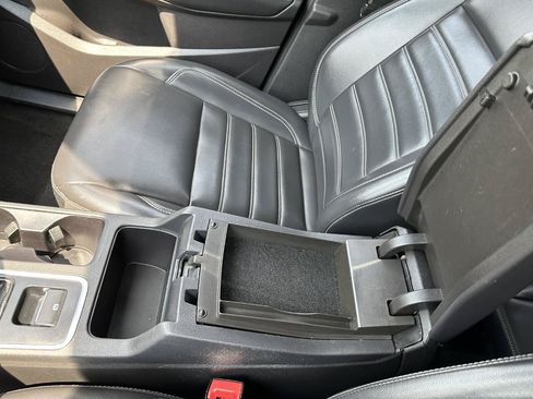 Used 2019 Ford Escape SEL AWD/4WD image 58