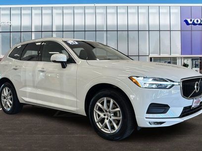 Used 2021 Volvo XC60 T5 Momentum w/ Protection Package Premier