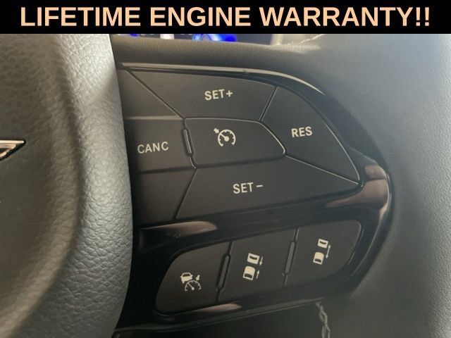 New 2026 Chrysler Pacifica Select w/ S Appearance Package AWD/4WD image 17