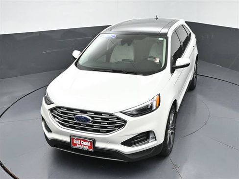 Certified 2024 Ford Edge Titanium AWD/4WD image 39