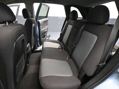 Used 2014 Chevrolet Captiva Sport LS image 33