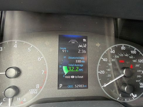 Used 2024 Toyota Corolla SE FWD image 12