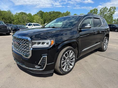 Used 2022 GMC Acadia Denali w/ GMC Pro Grade Package AWD/4WD image 1