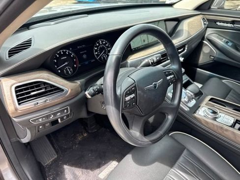Used 2021 Genesis G90 5.0 Ultimate RWD image 10