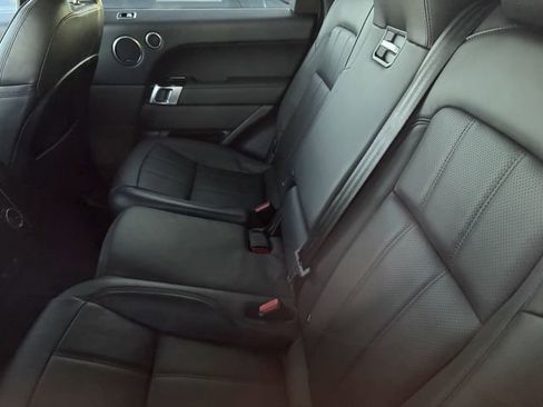 Used 2022 Land Rover Range Rover Sport HSE Silver Edition image 7