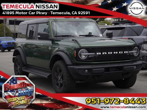 Used 2025 Ford Bronco Outer Banks AWD/4WD image 1