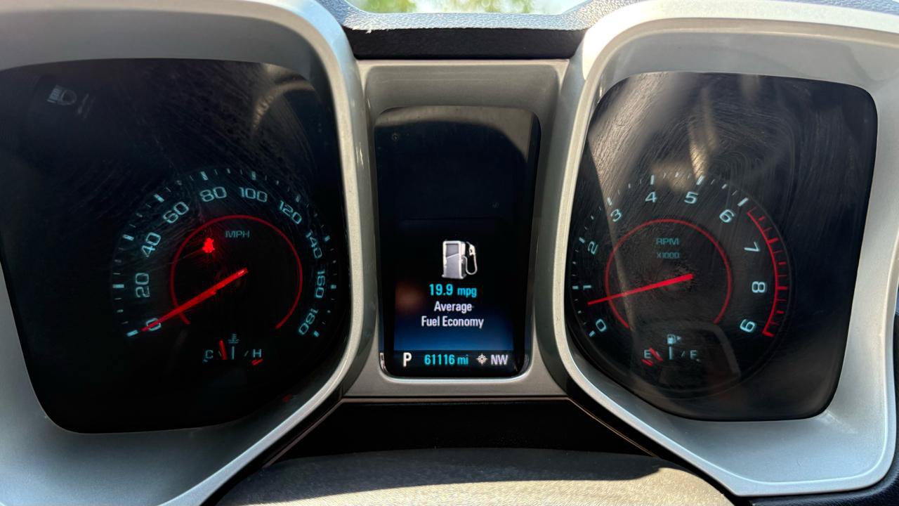 Used 2015 Chevrolet Camaro SS RWD image 20