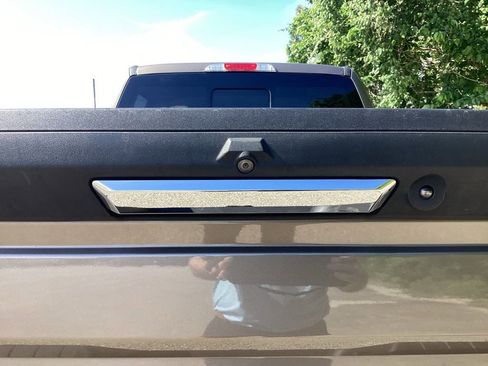 Used 2019 Ford F250 Lariat w/ Lariat Value Package AWD/4WD image 18