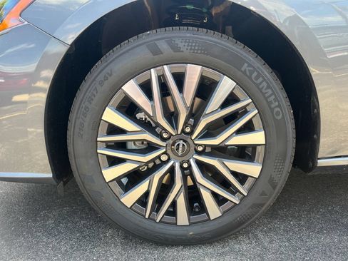 New 2026 Nissan Altima 2.5 SV AWD/4WD image 9