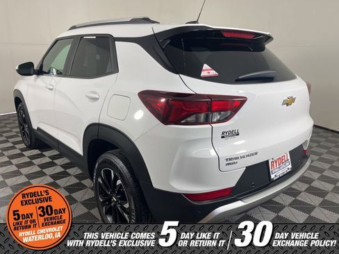 Used 2021 Chevrolet TrailBlazer LT w/ Convenience Package image 8