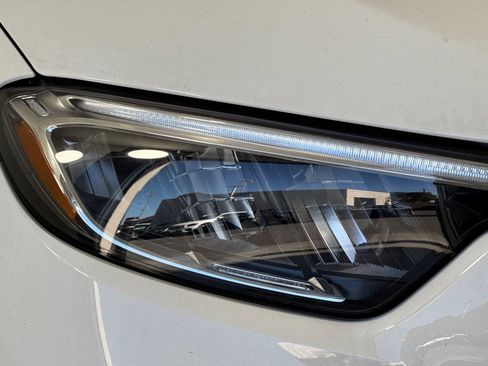 New 2025 Mercedes-Benz GLC 350e 4MATIC image 10