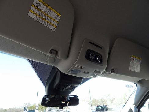 Used 2024 Ford Transit 350 XLT image 12