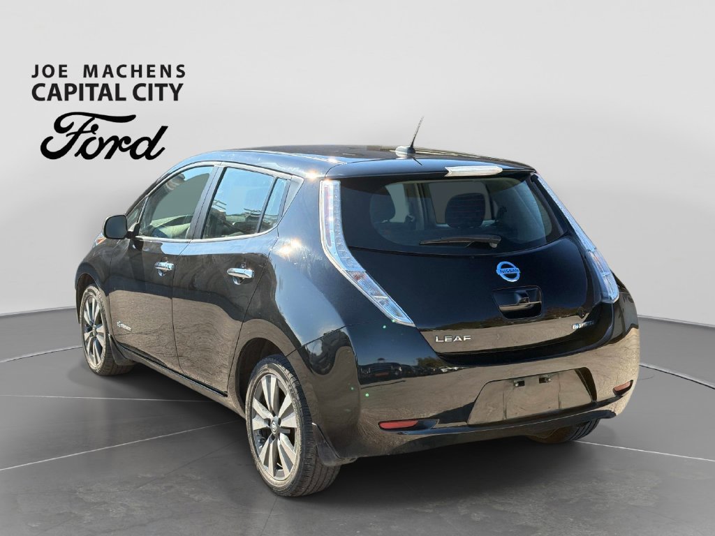 Used 2017 Nissan Leaf SV w/ Premium Package FWD image 8