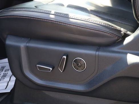 Used 2022 Ford F350 Platinum image 19