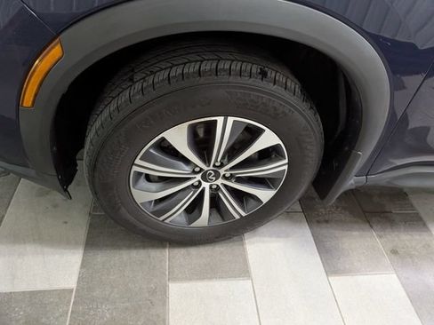 Used 2023 INFINITI QX60 Pure AWD/4WD image 7