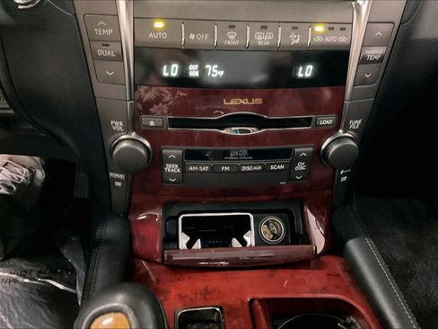 Used 2008 Lexus LS 460 image 33