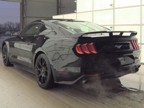 Used 2019 Ford Mustang Premium w/ Ecoboost Performance Package image 10