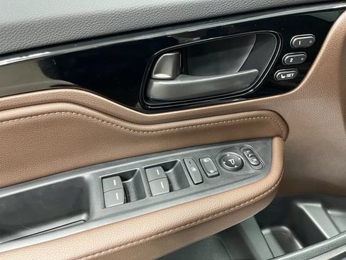 New 2026 Honda Odyssey Touring image 16