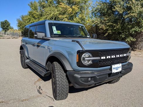 New 2025 Ford Bronco Outer Banks image 1