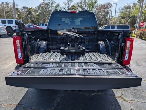 Used 2023 Ford F350 XLT image 18