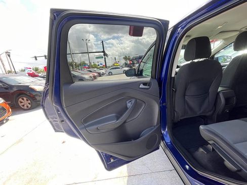 Used 2014 Ford Escape SE image 4