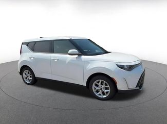Used 2025 Kia Soul LX w/ LX Technology Package FWD video 2