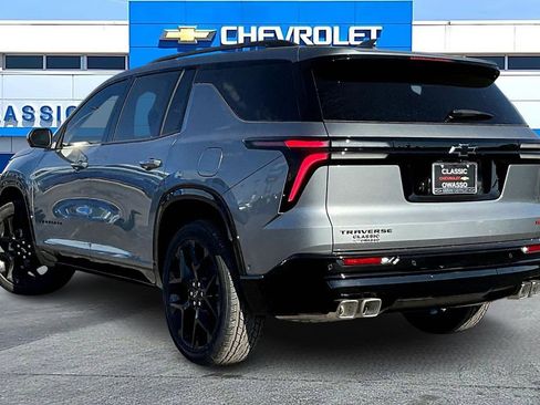 New 2026 Chevrolet Traverse RS image 3