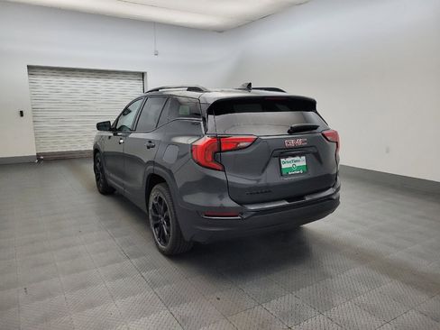 Used 2021 GMC Terrain SLE w/ Driver Convenience Package FWD image 5