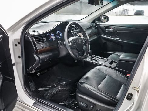Certified 2017 Toyota Camry XLE image 17