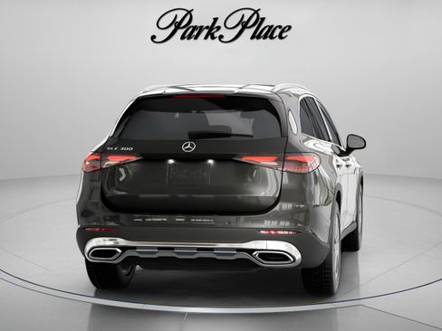 Used 2026 Mercedes-Benz GLC 300 4MATIC image 26