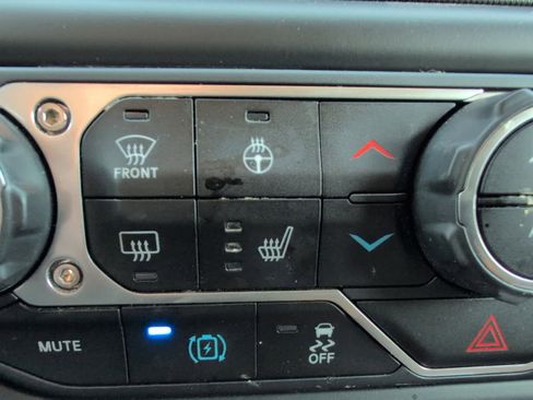 Used 2023 Jeep Wrangler Sahara w/ Cold Weather Group image 3