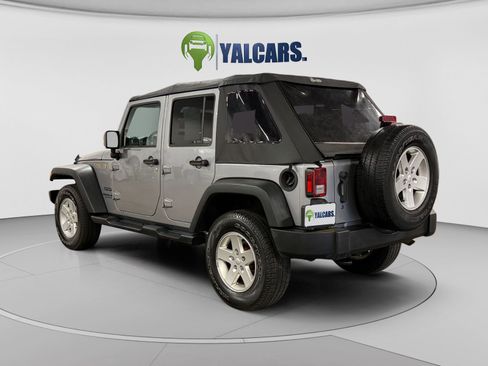 Used 2016 Jeep Wrangler Unlimited Sport w/ Quick Order Package 24S AWD/4WD image 3