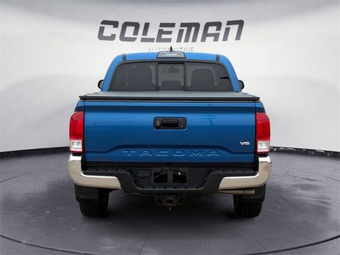 Used 2017 Toyota Tacoma SR5 image 4