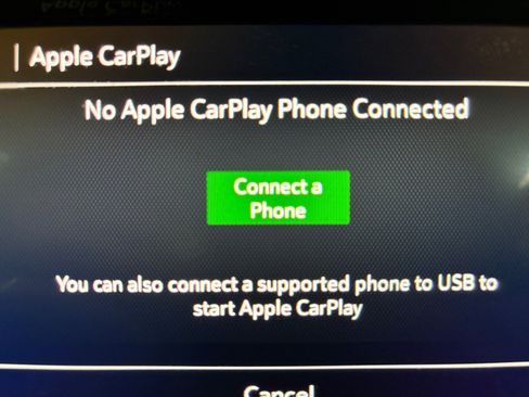 Used 2022 Chevrolet Traverse LS image 4