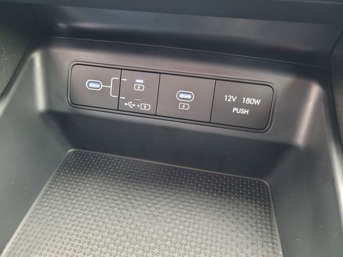 New 2026 Hyundai Tucson SE image 19