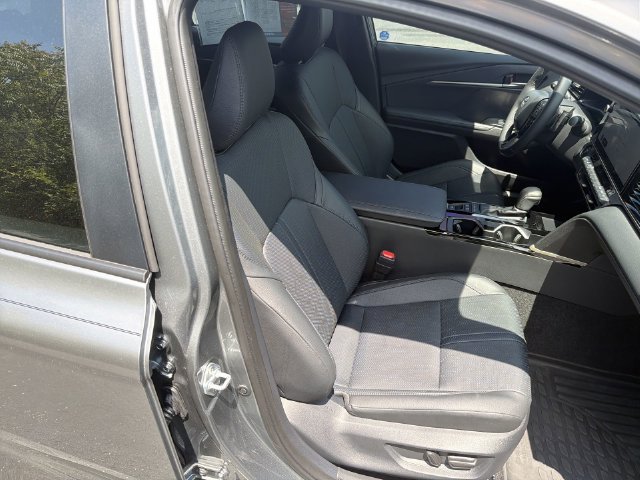Used 2026 Toyota Camry XSE FWD image 19