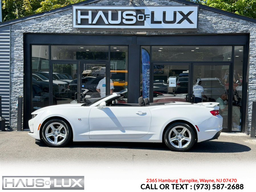 Used 2020 Chevrolet Camaro LT RWD image 8