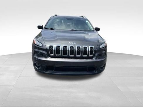 Used 2014 Jeep Cherokee Latitude AWD/4WD image 2