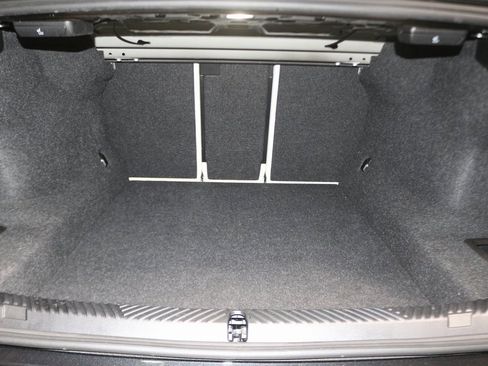 Used 2025 BMW 530i xDrive w/ Premium Package image 12