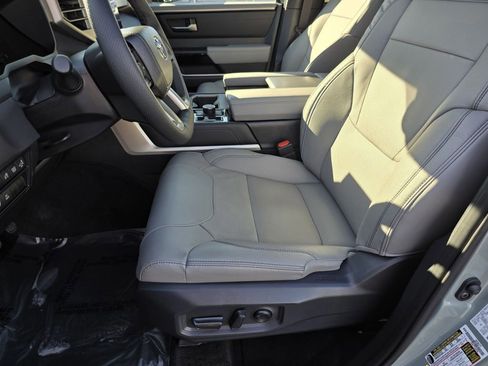 Used 2026 Toyota Sequoia Limited AWD/4WD image 35