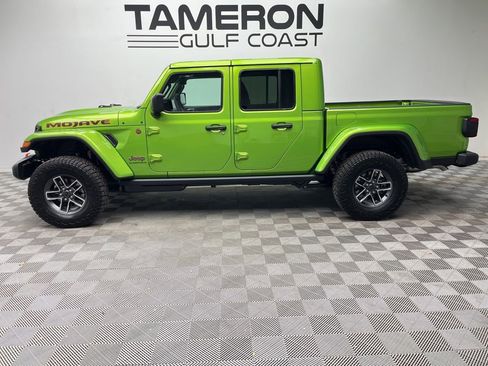 New 2026 Jeep Gladiator Mojave image 2