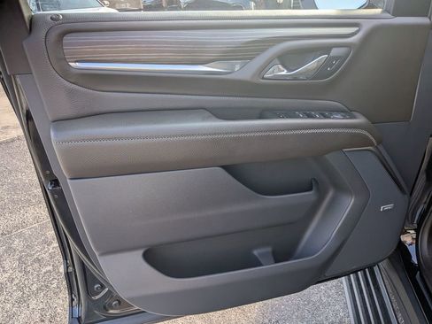 Certified 2023 GMC Yukon XL Denali w/ Denali Reserve Package image 10