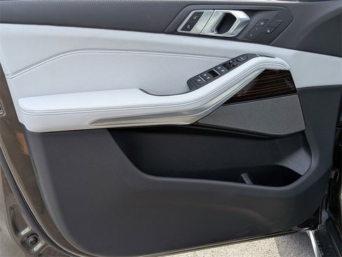 New 2026 BMW X5 xDrive40i image 16