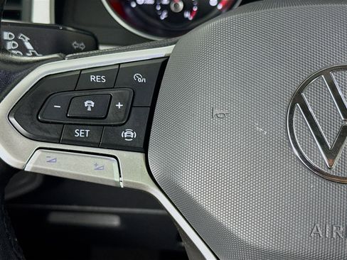 Used 2021 Volkswagen Atlas SE w/ MDO Package (Bench Seat) AWD/4WD image 13