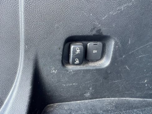 Used 2016 Ford Edge SEL w/ Equipment Group 201A AWD/4WD image 17